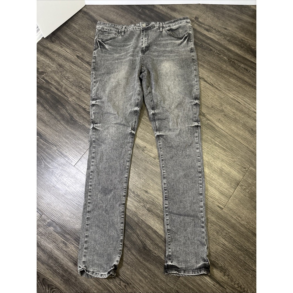 Forge Mens Jeans Size 38x32 Straight Stacked Skini